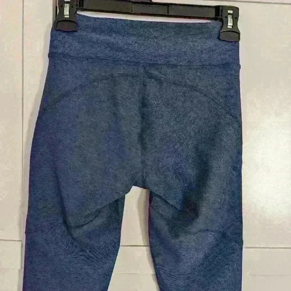 OUTDOOR VOICES | 3/4 Warmup Sculpting Leggings  Navy Size XS - Picture 5 of 5